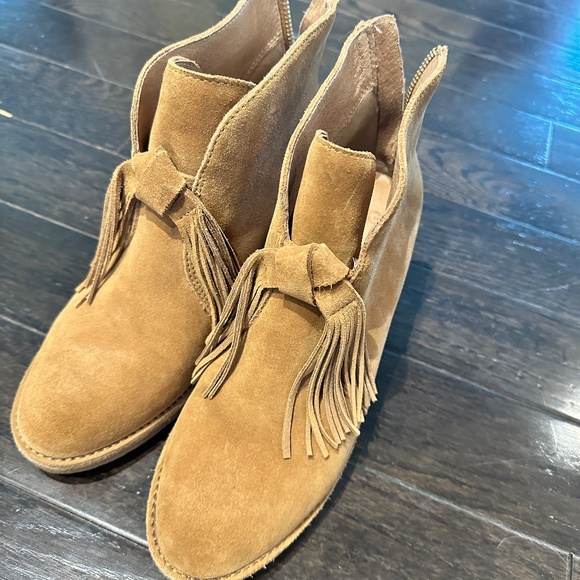 UGG Tan Suede Ankle Boots with Fringe - Picture 4 of 5